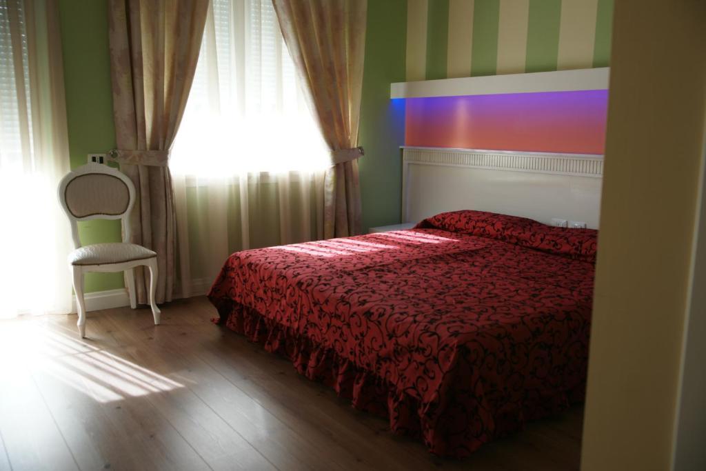 Hotel Vila Kerciku Tirana Chambre photo
